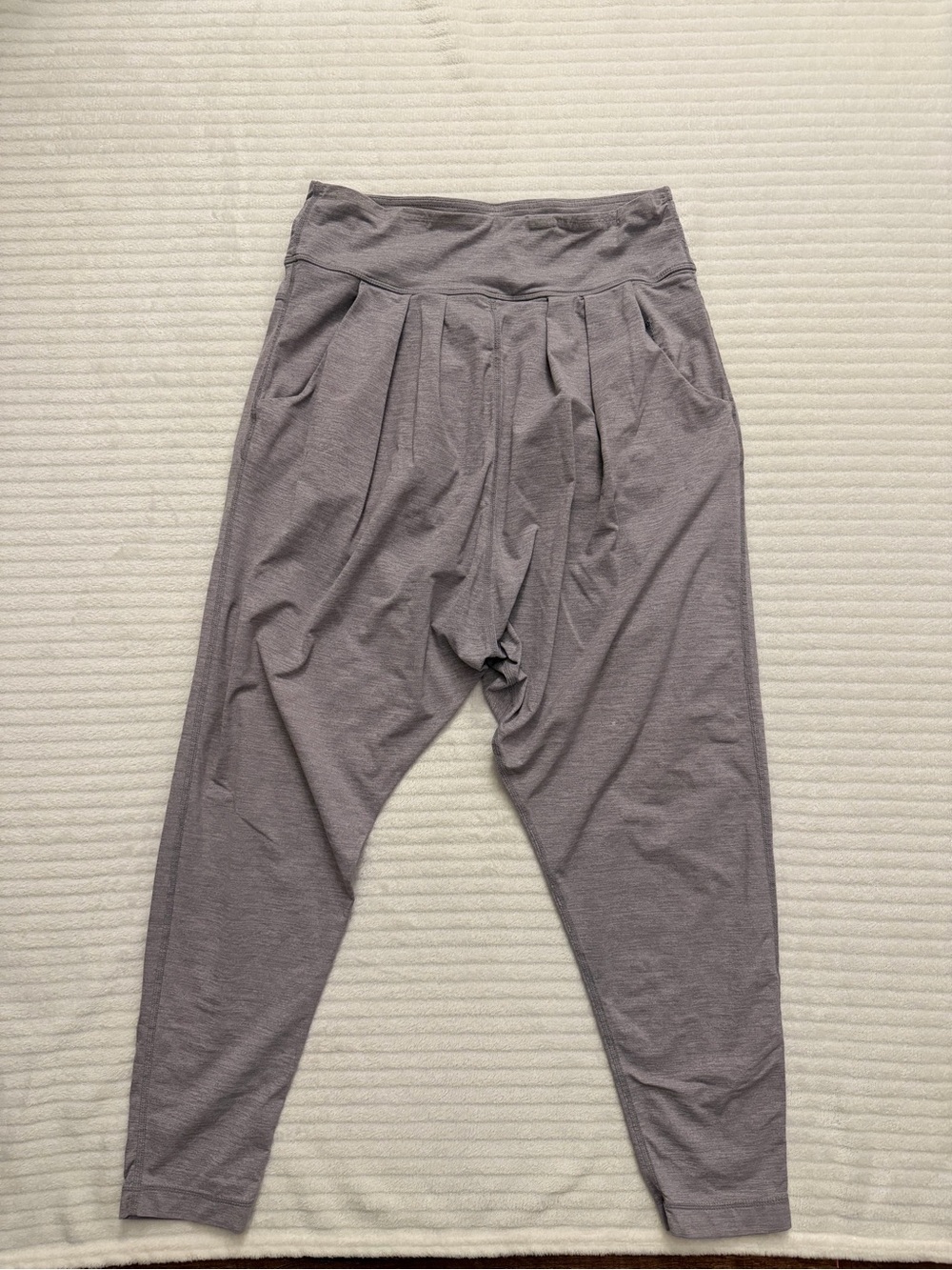 lululemon athletica Women's Grey Relaxed Harem Joggers